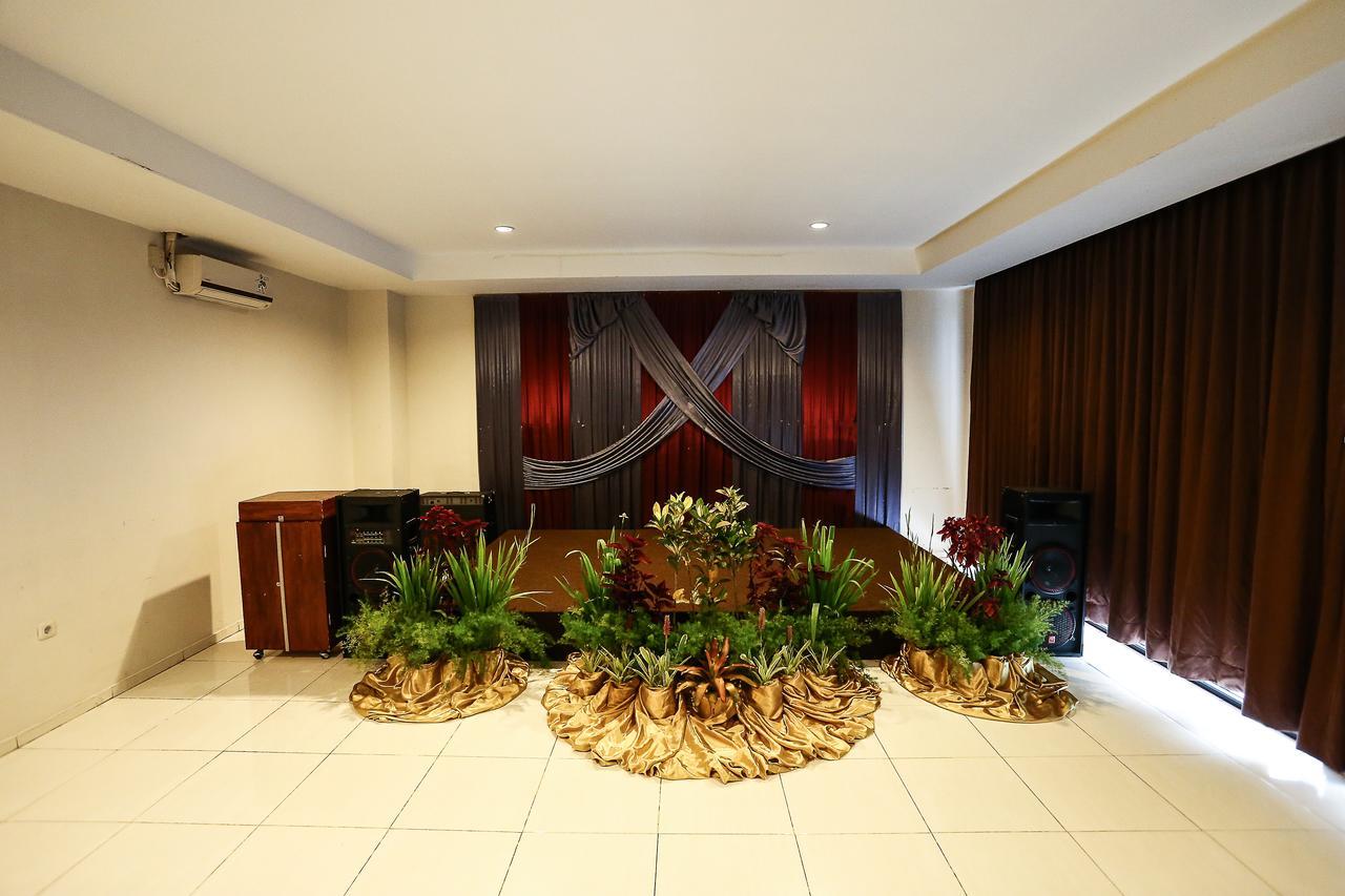 Grand Batu Inn Tlekung 外观 照片