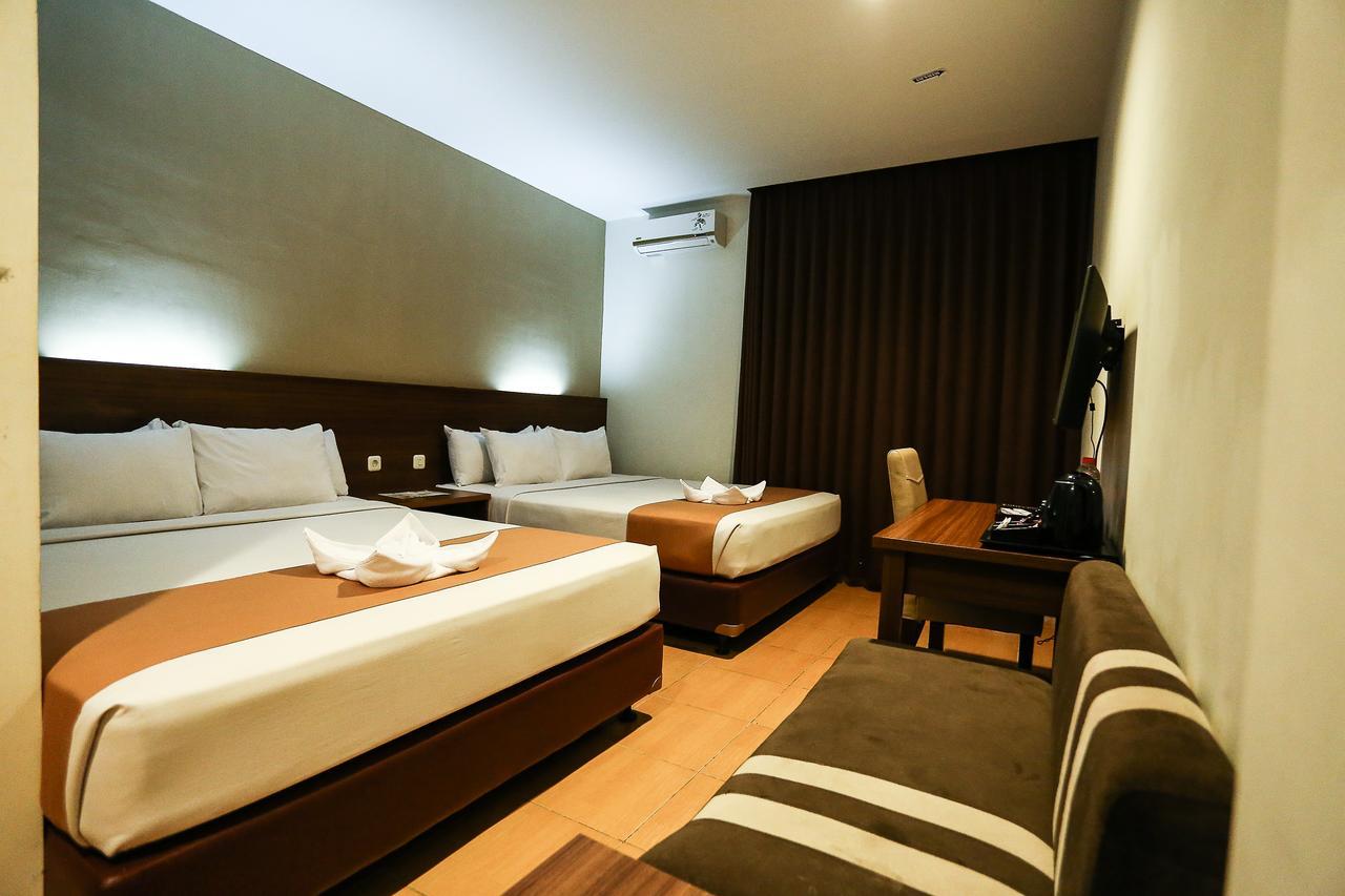 Grand Batu Inn Tlekung 外观 照片